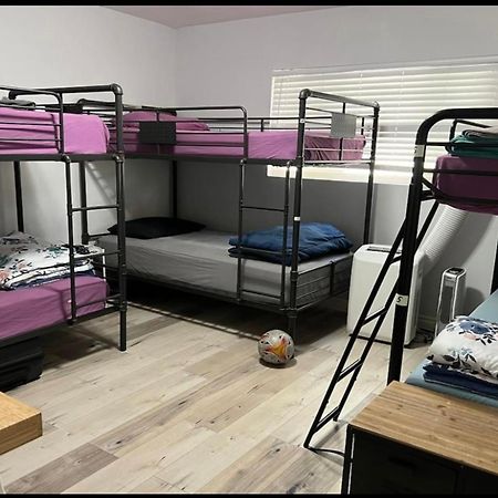 Great West La Ucla Santa Monica Hostel Лос Анджелис Екстериор снимка
